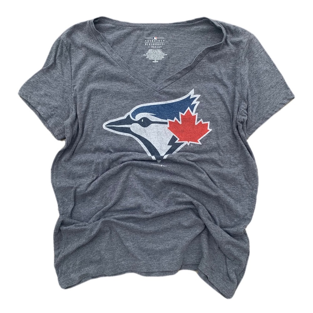 💜 Toronto Blue Jays V-Neck Graphic Tee by 5th & Ocean - Women’s XS